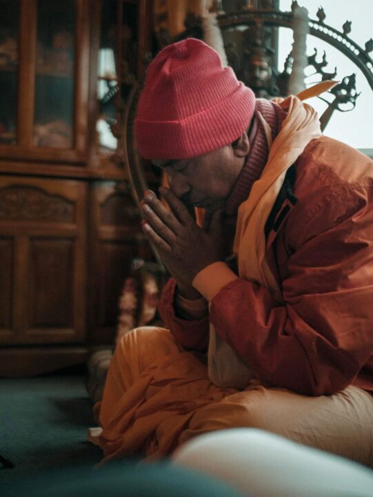 Srila Bhakti Bibudha Bodhayan Goswami Maharaj praying. Shiva Temple